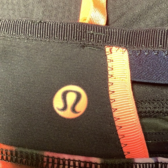 Sports bra - Picture 2 of 2